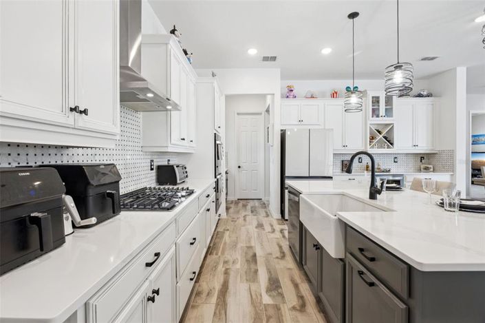 Image No.32-5 Bed Property for sale