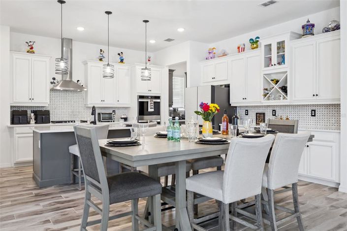 Image No.34-5 Bed Property for sale