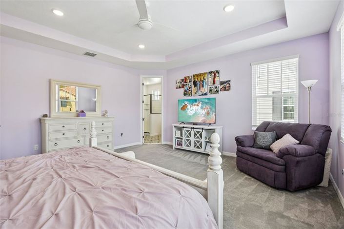 Image No.36-5 Bed Property for sale