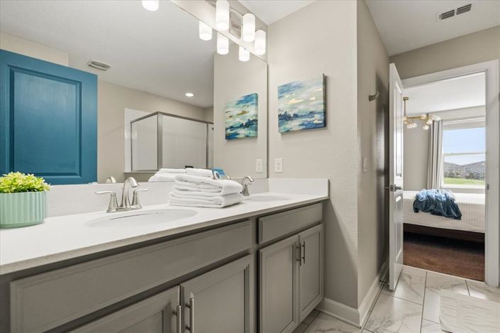 Image No.56-9 Bed Property for sale