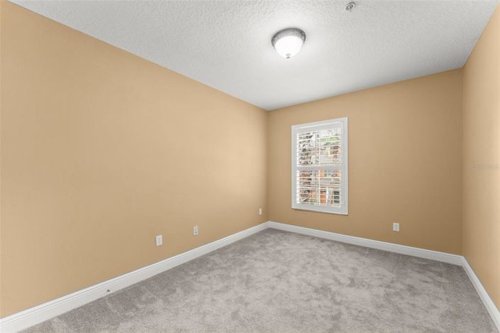 Image No.28-3 Bed Townhouse for sale