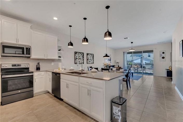 Image No.16-3 Bed Property for sale