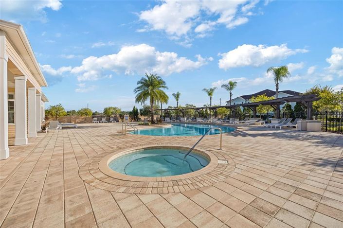 Image No.17-3 Bed Townhouse for sale