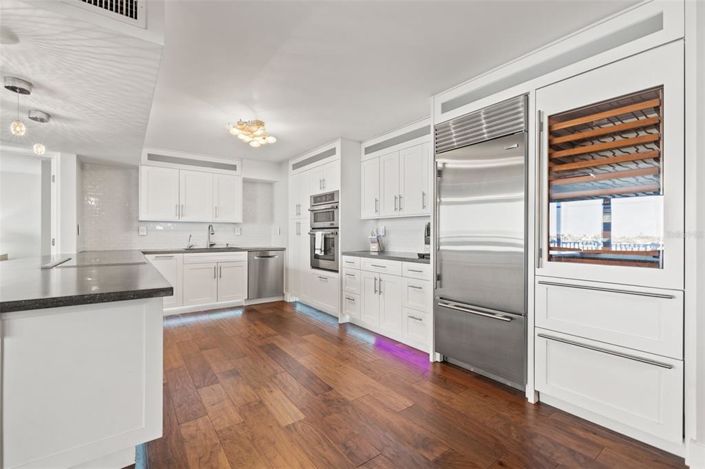 Image No.13-2 Bed Property for sale