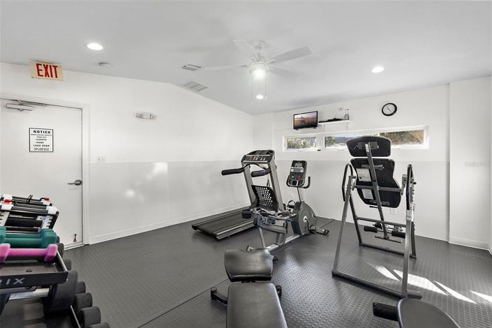 Image No.19-3 Bed Townhouse for sale