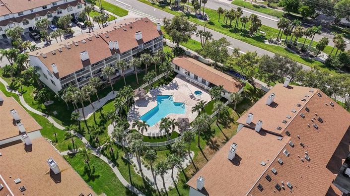 Image No.2-3 Bed Townhouse for sale