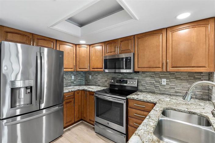 Image No.6-3 Bed Townhouse for sale