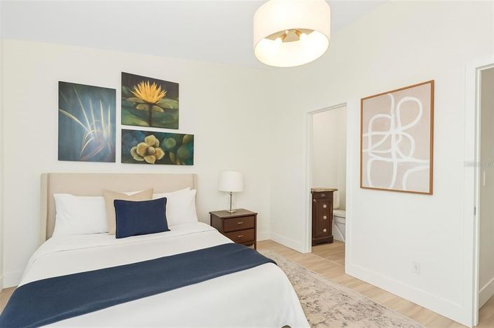 Image No.8-3 Bed Townhouse for sale