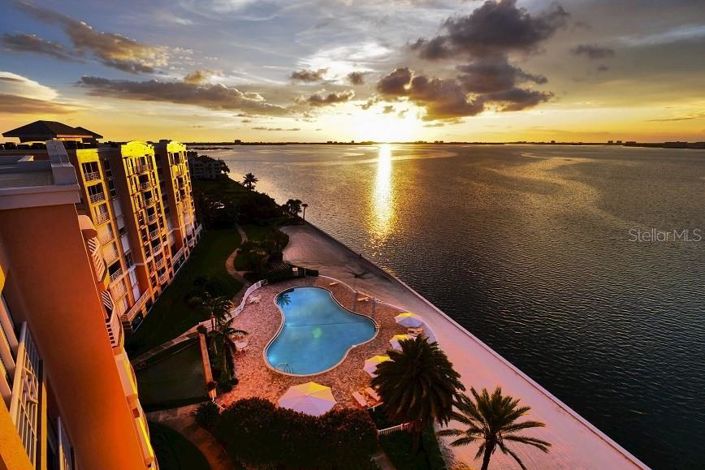 Image No.55-2 Bed Property for sale