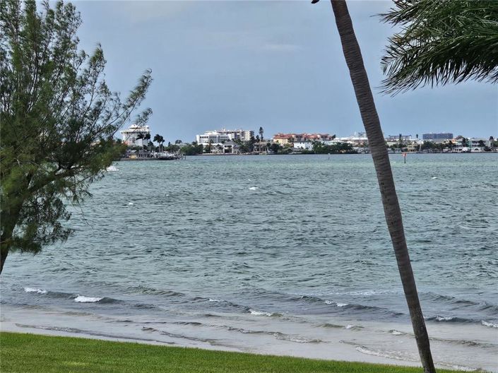 Image No.23-Propriété de 2 chambres à vendre à Floride