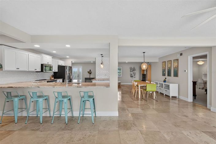 Image No.22-3 Bed Property for sale