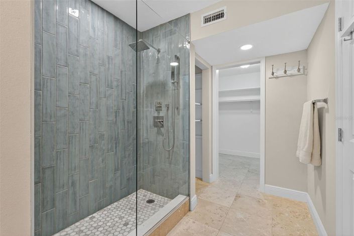 Image No.34-3 Bed Property for sale