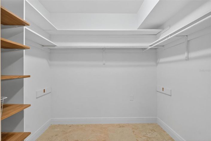 Image No.35-3 Bed Property for sale