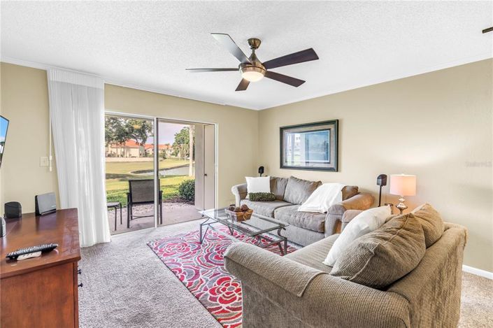 Image No.10-2 Bed Property for sale