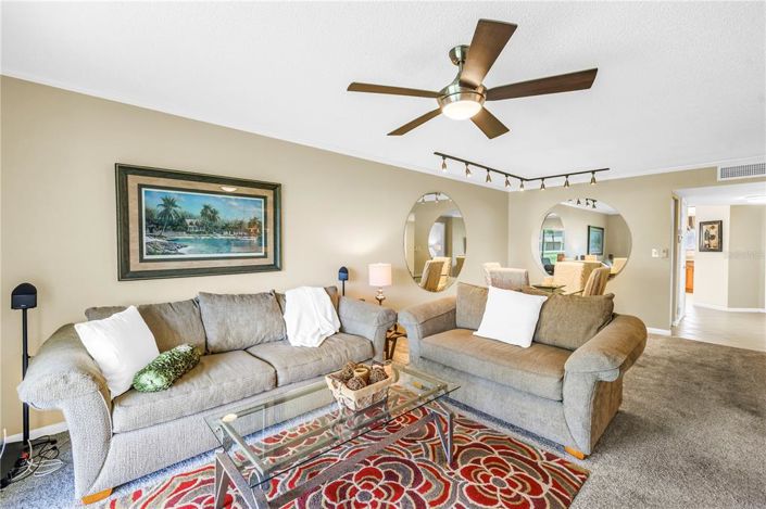 Image No.15-2 Bed Property for sale