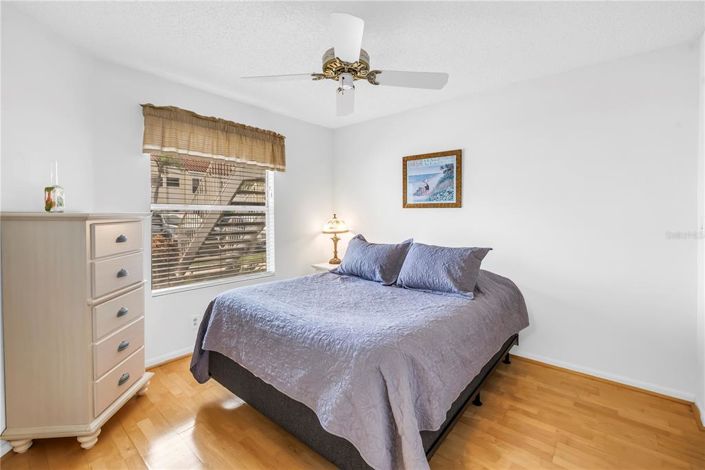 Image No.19-2 Bed Property for sale