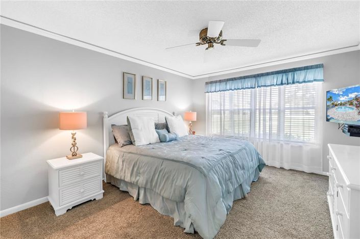 Image No.23-2 Bed Property for sale