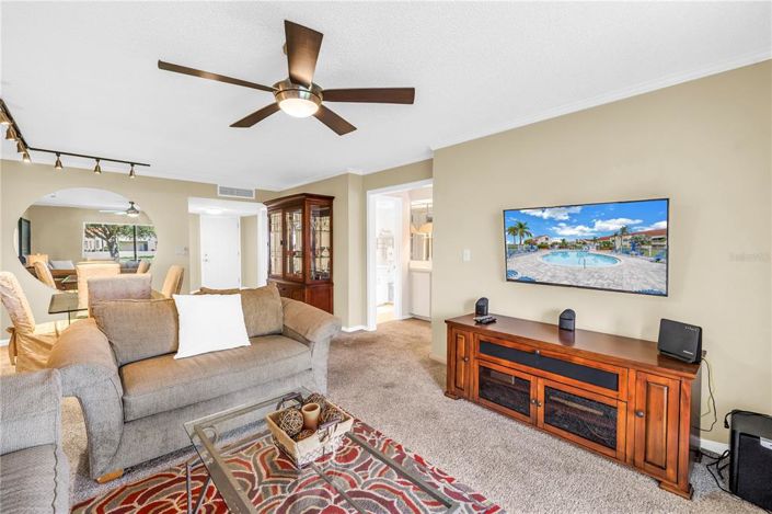 Image No.9-2 Bed Property for sale