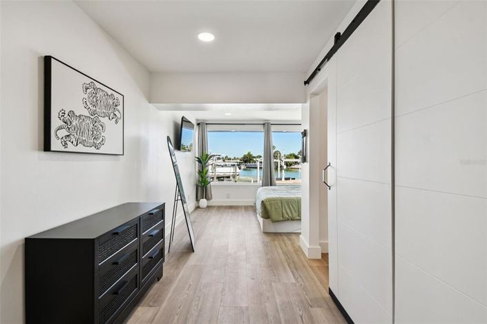 Image No.12-4 Bed Property for sale