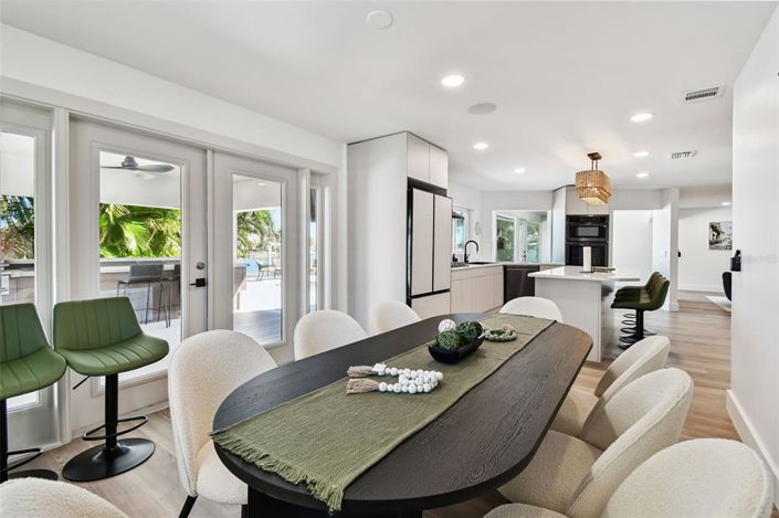 Image No.37-4 Bed Property for sale