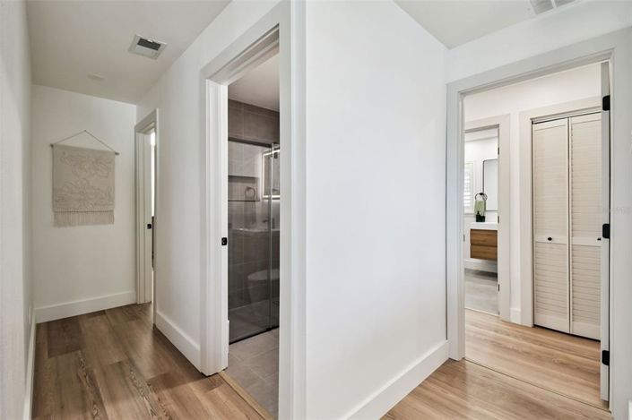 Image No.38-4 Bed Property for sale