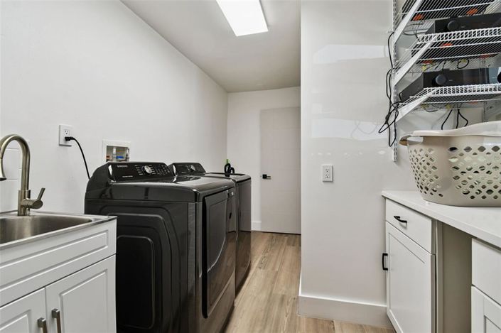 Image No.51-4 Bed Property for sale