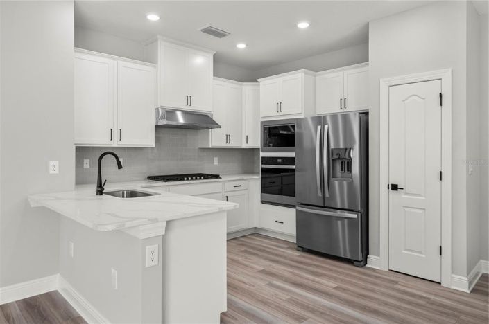 Image No.2-Propriété de 4 chambres à vendre à Kissimmee