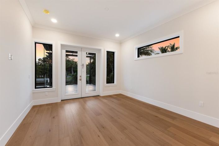 Image No.23-4 Bed Property for sale