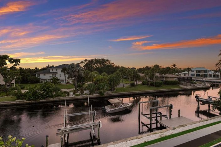 Image No.39-4 Bed Property for sale