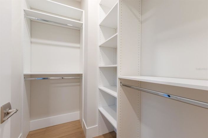 Image No.49-4 Bed Property for sale