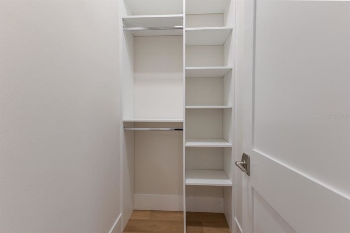 Image No.54-4 Bed Property for sale