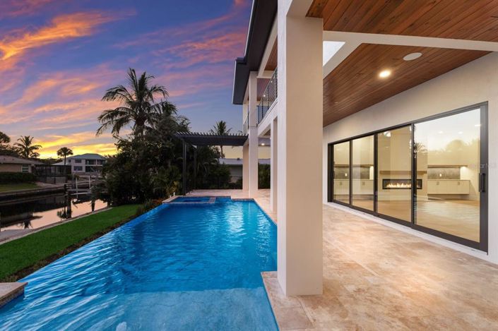 Image No.64-4 Bed Property for sale