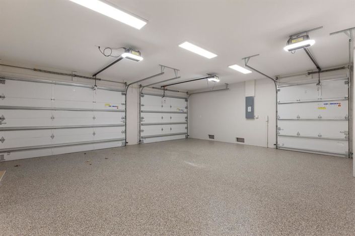 Image No.75-4 Bed Property for sale