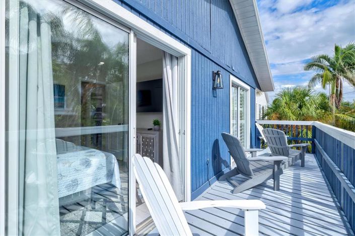 Image No.56-4 Bed Property for sale