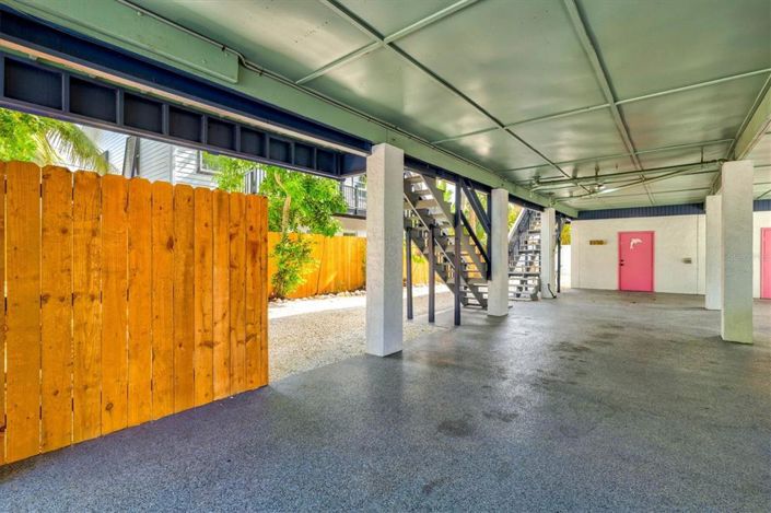 Image No.61-4 Bed Property for sale