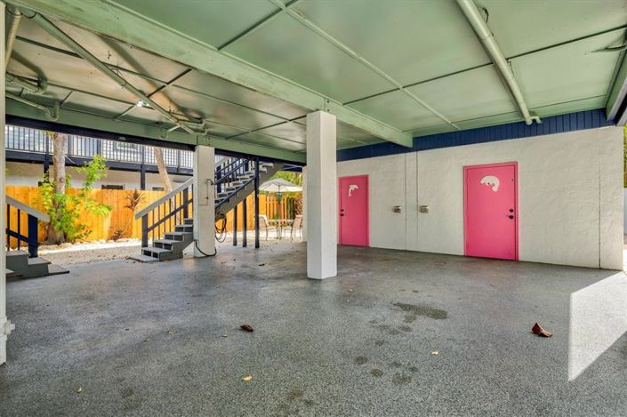 Image No.62-4 Bed Property for sale