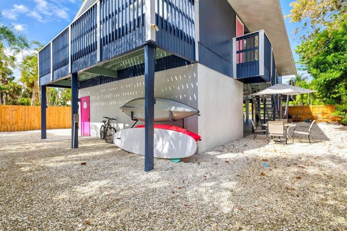 Image No.68-4 Bed Property for sale