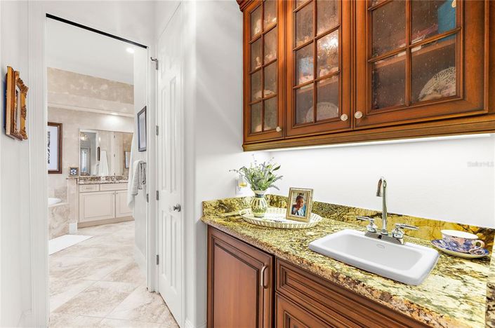 Image No.34-4 Bed Property for sale