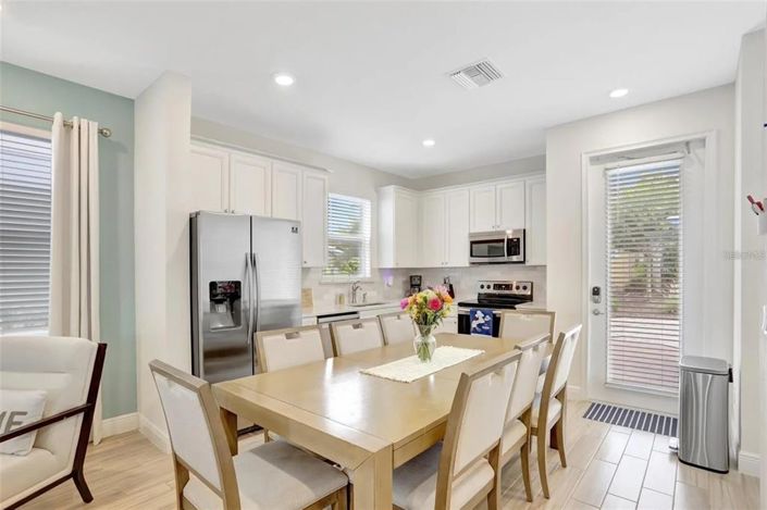 Image No.7-Propriété de 4 chambres à vendre à Kissimmee