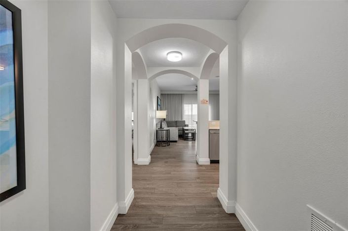 Image No.4-2 Bed Property for sale