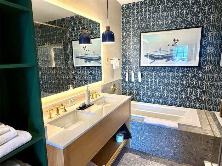 Image No.23-2 Bed Property for sale