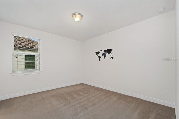 Image No.22-6 Bed Property for sale