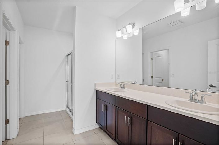 Image No.17-Propriété de 4 chambres à vendre à Kissimmee