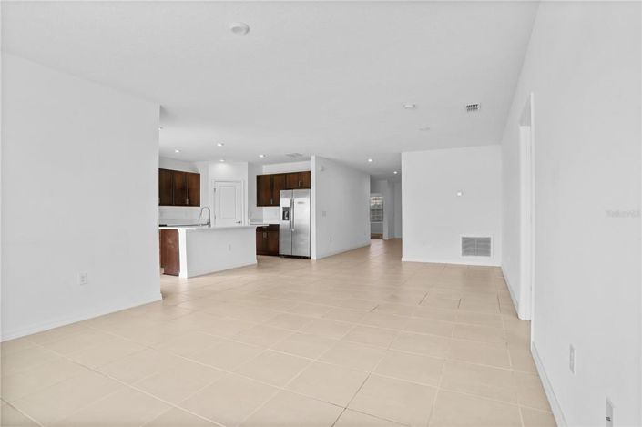 Image No.8-Propriété de 4 chambres à vendre à Kissimmee