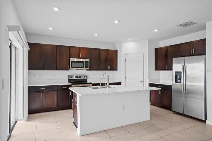 Image No.9-Propriété de 4 chambres à vendre à Kissimmee