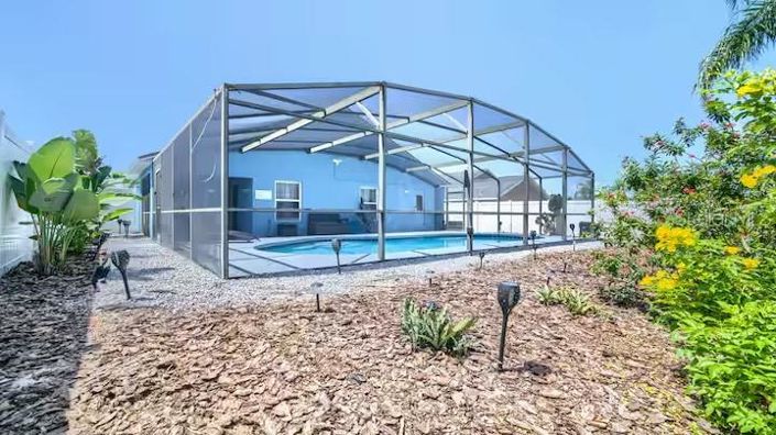 Image No.18-3 Bed Property for sale