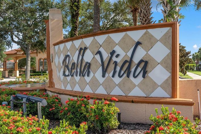 Image No.29-6 Bed Property for sale