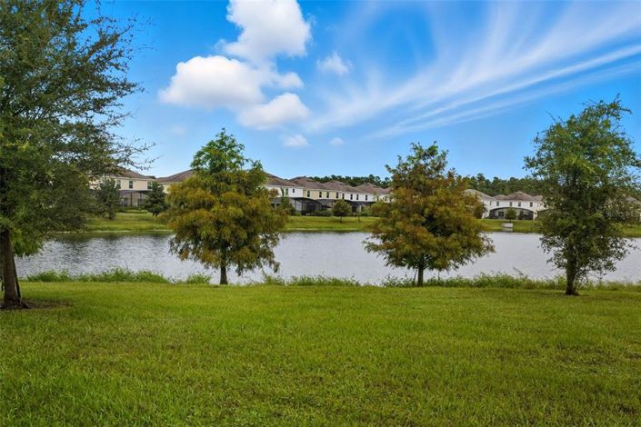 Image No.34-6 Bed Property for sale