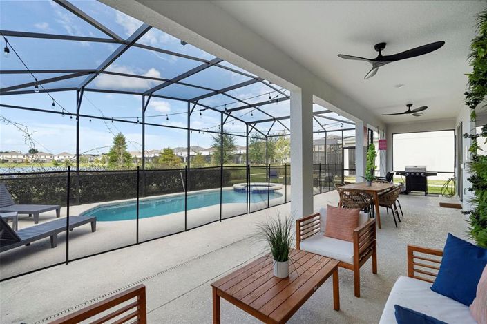 Image No.49-6 Bed Property for sale