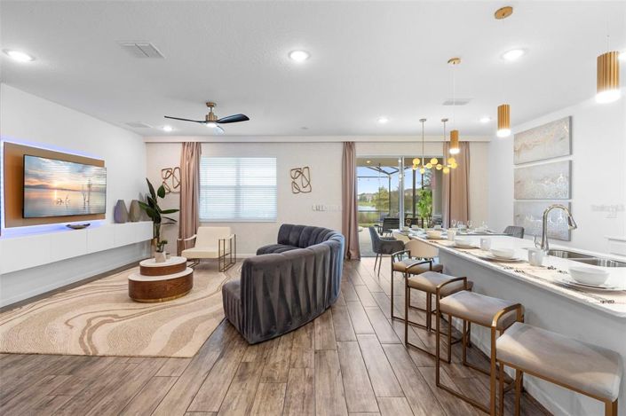 Image No.7-6 Bed Property for sale